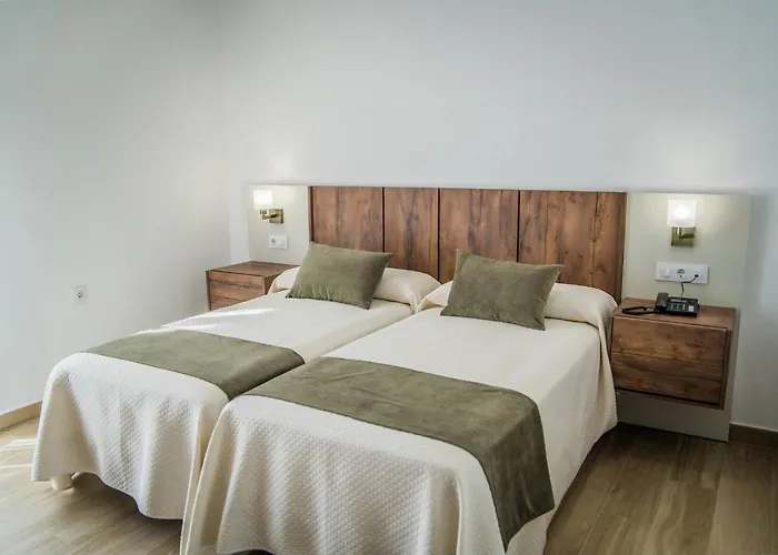 Hotel Rural La Teja 3*